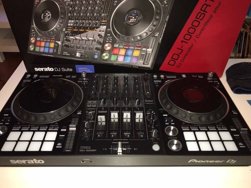 Zcela nový Pioneer DJ DDJ-1000SRT  ovladač pro rekordbox dj